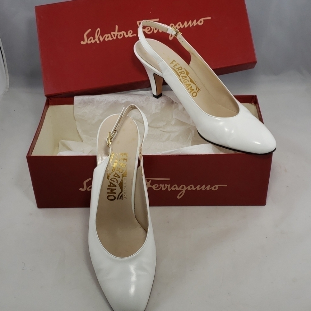 FERRAGAMO White Kid Leather Sling Backs EUC In Box 8AA Vintage Fits smaller